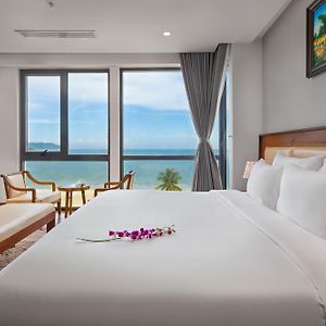 Alisia Beach Hotel Da Nang